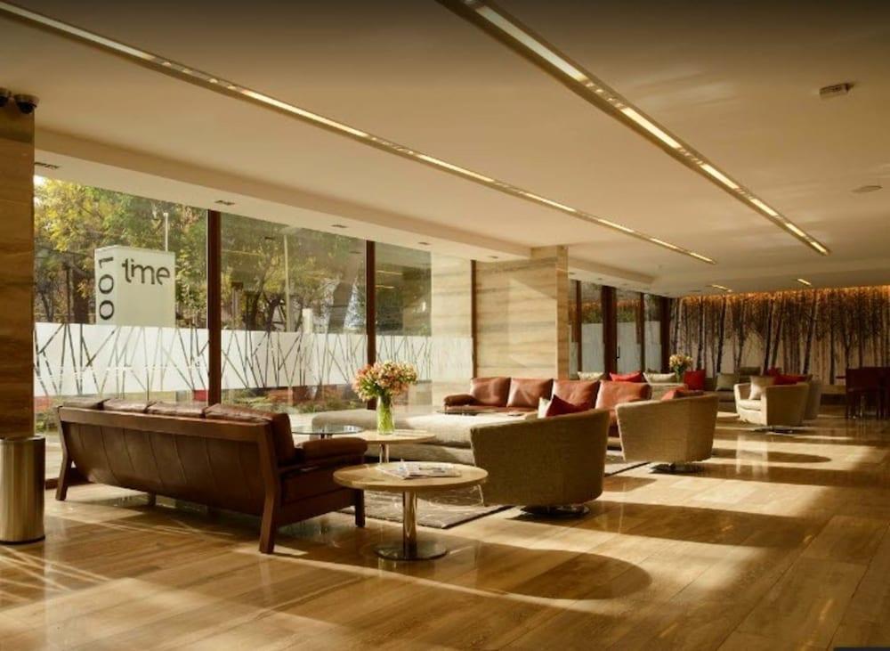 Time Select - Elegant Apartments Сантяго Екстериор снимка
