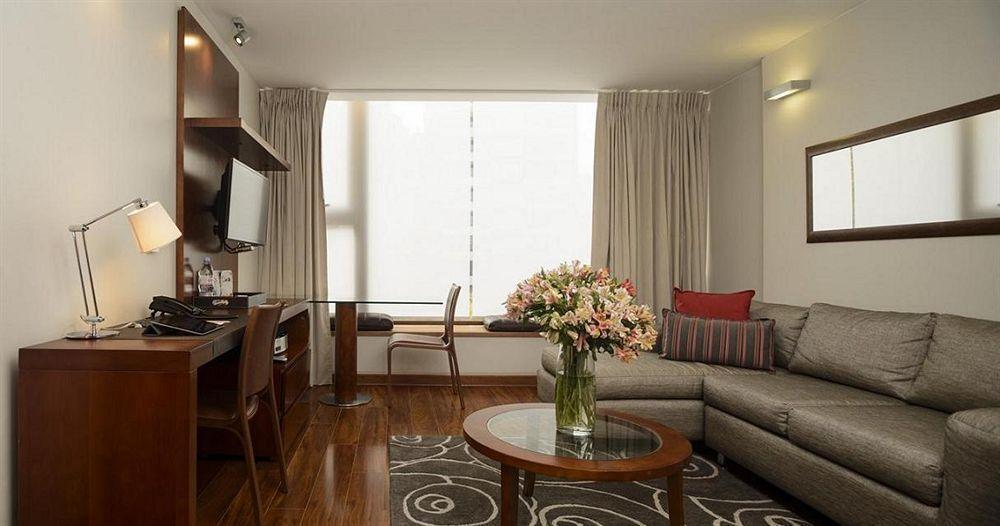 Time Select - Elegant Apartments Сантяго Екстериор снимка
